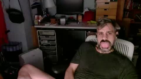 Snapshot of jareth_returns chatting on November 18, 2025, 5:34 am jareth_returns online show from November 18, 2025, 5:34 am