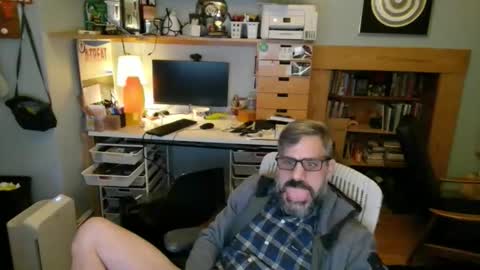 Snapshot of jareth_returns chatting on December 20, 2025, 12:40 am jareth_returns online show from December 20, 2025, 12:40 am