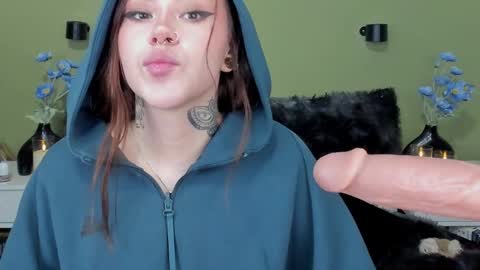 Maria online show from March 12, 2025, 5:13 am