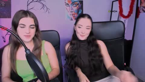 jasmin_belle online show from November 17, 2025, 6:57 pm