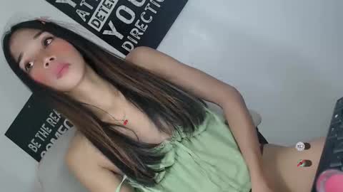Snapshot of jasmine_on_live chatting on March 6, 2026, 6:37 pm CUTE JANNA online show from March 6, 2026, 6:37 pm