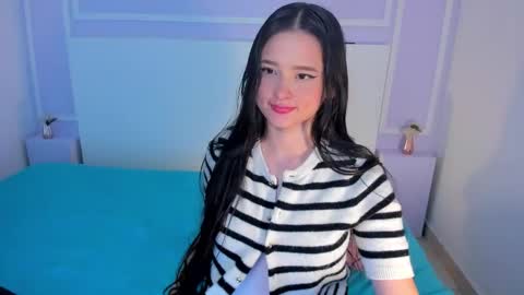 Jazmin online show from October 3, 2025, 7:33 pm