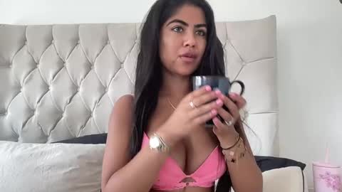 Jasmine Fox  online show from July 22, 2026, 10:51 am