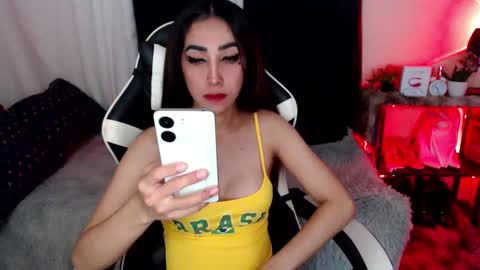 lavander  not for free show  online show from December 27, 2024, 6:53 pm