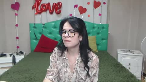 Snapshot of jasminekouch chatting on May 28, 2026, 6:16 pm JasmineKouch online show from May 28, 2026, 6:16 pm