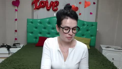 Snapshot of jasminekouch chatting on July 9, 2026, 6:34 pm JasmineKouch online show from July 9, 2026, 6:34 pm