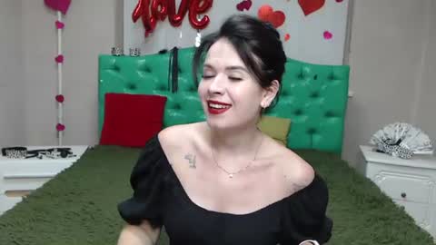 Snapshot of jasminekouch chatting on July 16, 2026, 6:25 pm JasmineKouch online show from July 16, 2026, 6:25 pm