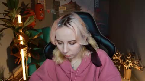 Jasmine online show from March 9, 2025, 8:18 am