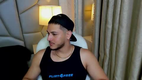 Snapshot of jason_shaw_ chatting on September 19, 2025, 12:02 am Jasson Shaw online show from September 19, 2025, 12:02 am