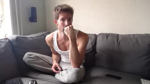 Snapshot of jasonberg29 chatting on September 27, 2025, 10:09 am Jason online show from September 27, 2025, 10:09 am