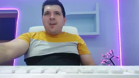 Snapshot of jasonjacks8 chatting on October 6, 2025, 6:44 am JasonJacks online show from October 6, 2025, 6:44 am