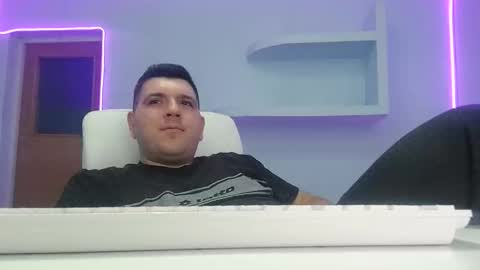 Snapshot of jasonjacks8 chatting on October 11, 2025, 4:01 am JasonJacks online show from October 11, 2025, 4:01 am