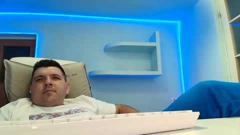 Snapshot of jasonjacks8 chatting on November 17, 2025, 5:52 pm JasonJacks online show from November 17, 2025, 5:52 pm