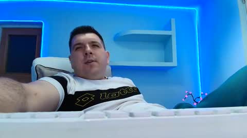 Snapshot of jasonjacks8 chatting on December 15, 2025, 6:28 am JasonJacks online show from December 15, 2025, 6:28 am