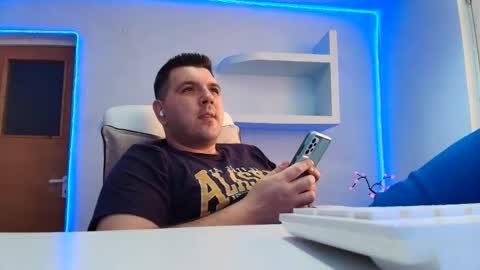 Snapshot of jasonjacks8 chatting on December 16, 2025, 6:40 am JasonJacks online show from December 16, 2025, 6:40 am