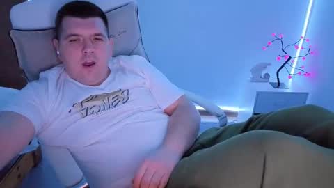 Snapshot of jasonjacks8 chatting on December 19, 2025, 5:03 am JasonJacks online show from December 19, 2025, 5:03 am