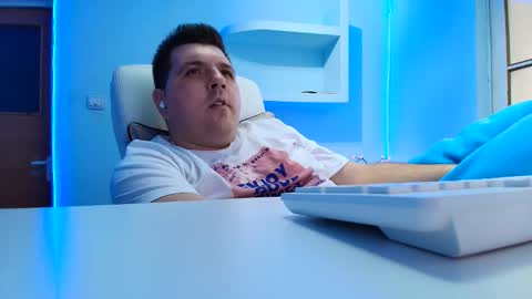 Snapshot of jasonjacks8 chatting on February 3, 2026, 7:02 am JasonJacks online show from February 3, 2026, 7:02 am