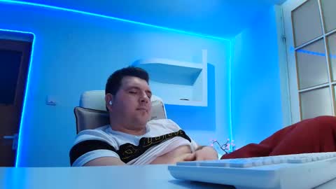 Snapshot of jasonjacks8 chatting on February 7, 2026, 7:01 am JasonJacks online show from February 7, 2026, 7:01 am