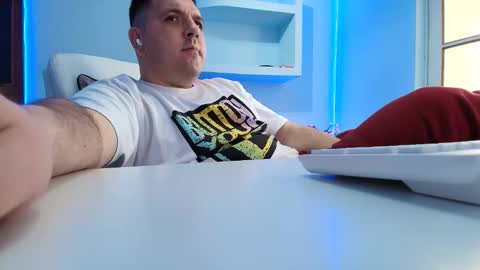 Snapshot of jasonjacks8 chatting on April 8, 2026, 6:57 am JasonJacks online show from April 8, 2026, 6:57 am