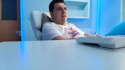 Snapshot of jasonjacks8 chatting on May 1, 2026, 7:02 am JasonJacks online show from May 1, 2026, 7:02 am