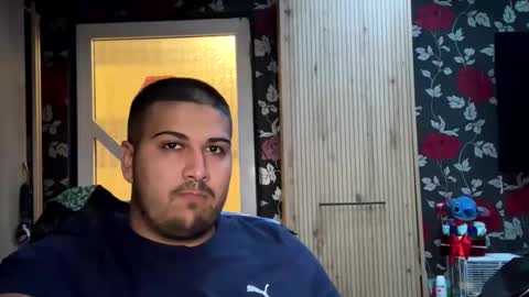 jasonsua21 online show from April 21, 2026, 12:01 am