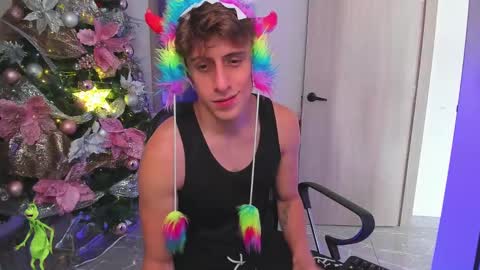 JASPER JONES online show from December 24, 2024, 7:55 pm