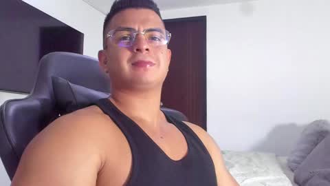 JBrooksXx online show from February 8, 2025, 3:41 am