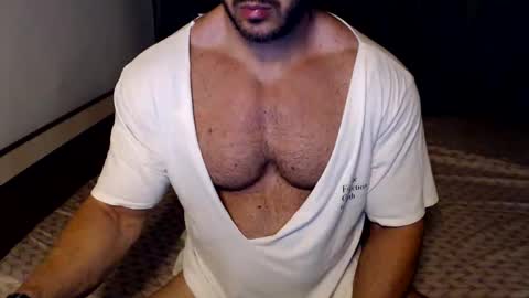 Snapshot of jasphermscl chatting on June 10, 2026, 7:57 pm JaspherMscl online show from June 10, 2026, 7:57 pm