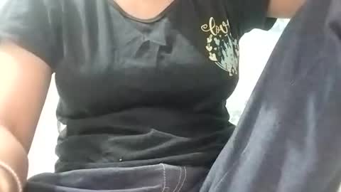 jasspreettt online show from April 25, 2026, 4:37 am