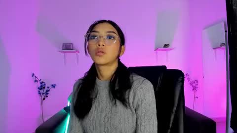 Snapshot of jaulyn_18 chatting on March 21, 2026, 2:09 pm Jaulyn online show from March 21, 2026, 2:09 pm