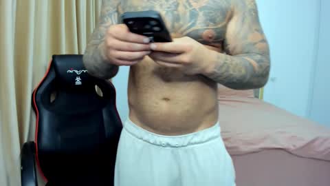  Javi  online show from November 7, 2025, 7:14 pm