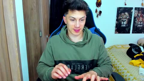 Javier online show from January 20, 2025, 8:40 pm