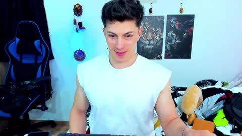 Javier online show from January 27, 2025, 9:55 pm