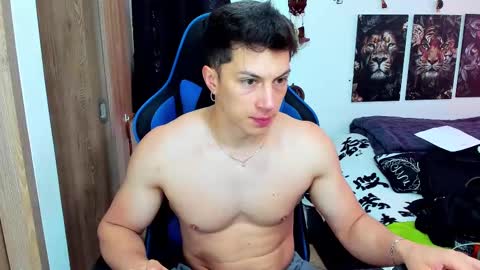 Javier online show from February 18, 2025, 4:59 pm