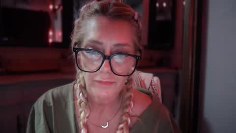 Snapshot of javlovesu chatting on November 23, 2025, 11:10 am JAV online show from November 23, 2025, 11:10 am