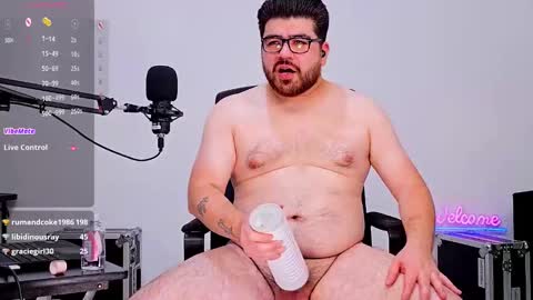 Snapshot of jax_luna chatting on December 20, 2024, 8:28 am Jax Luna online show from December 20, 2024, 8:28 am