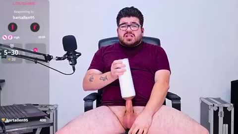 Snapshot of jax_luna chatting on January 18, 2025, 6:45 am Jax Luna online show from January 18, 2025, 6:45 am