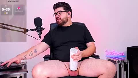 Snapshot of jax_luna chatting on January 30, 2025, 5:52 am Jax Luna online show from January 30, 2025, 5:52 am