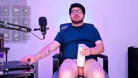 Snapshot of jax_luna chatting on March 11, 2025, 2:43 am Jax Luna online show from March 11, 2025, 2:43 am