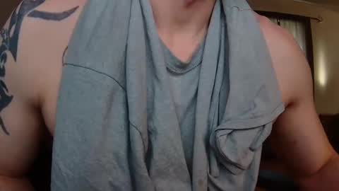 jaxjohnson12 online show from April 17, 2026, 12:19 pm