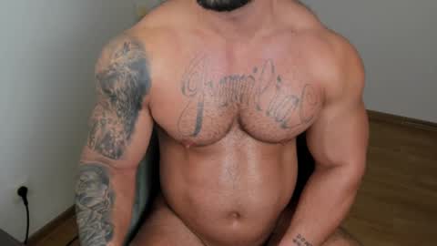 JaxonHunk online show from February 10, 2025, 8:42 pm