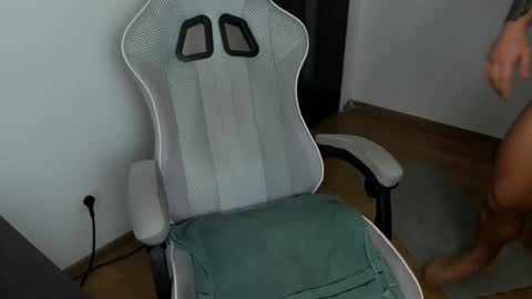 JaxonHunk online show from March 9, 2025, 5:22 am