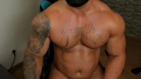 Snapshot of jaxonhunk chatting on May 25, 2026, 12:27 am JaxonHunk online show from May 25, 2026, 12:27 am