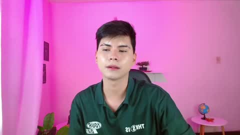 Snapshot of jay_cum18 chatting on May 22, 2026, 1:39 pm Jay online show from May 22, 2026, 1:39 pm