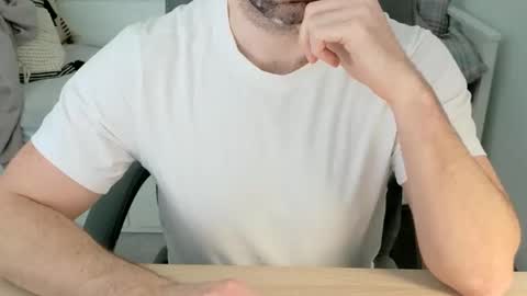 Snapshot of jay_d89 chatting on February 6, 2026, 2:42 pm Jay D online show from February 6, 2026, 2:42 pm