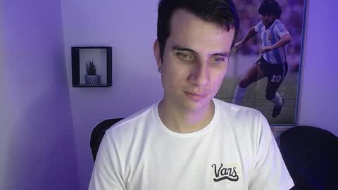 Snapshot of jayalvarrez_ chatting on December 5, 2024, 6:55 pm Jay Alvarrez online show from December 5, 2024, 6:55 pm