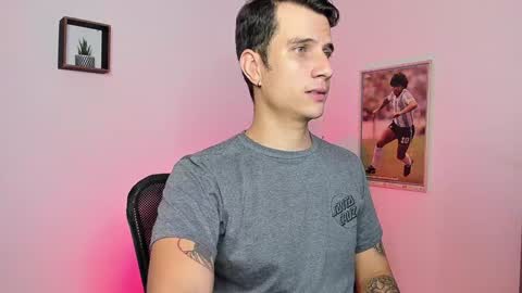 Snapshot of jayalvarrez_ chatting on January 16, 2025, 9:40 pm Jay Alvarrez online show from January 16, 2025, 9:40 pm