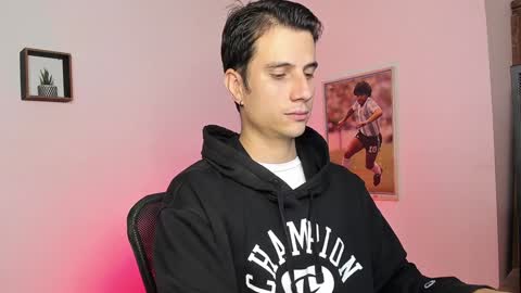 Snapshot of jayalvarrez_ chatting on January 18, 2025, 9:34 pm Jay Alvarrez online show from January 18, 2025, 9:34 pm