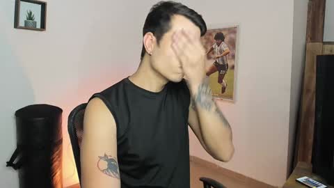 Snapshot of jayalvarrez_ chatting on January 21, 2025, 11:13 pm Jay Alvarrez online show from January 21, 2025, 11:13 pm