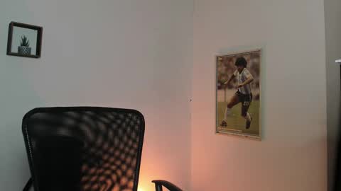 Snapshot of jayalvarrez_ chatting on February 16, 2025, 9:05 pm Jay Alvarrez online show from February 16, 2025, 9:05 pm